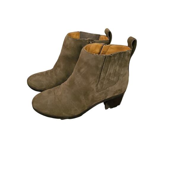 Vionic Wilma olive green ankle boots chunky heel sz 8 waterproof - Picture 3 of 5